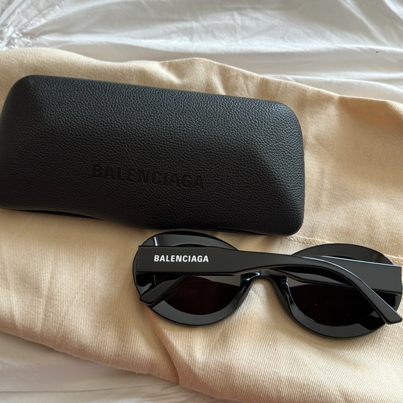 New Balenciaga Logo Round Sunglasses - Picture 1 of 7